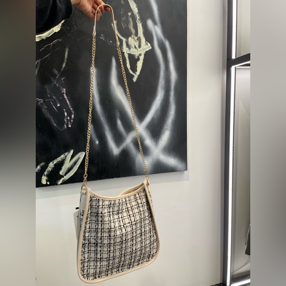 Classic Tweed Messenger - Picture 3 of 3